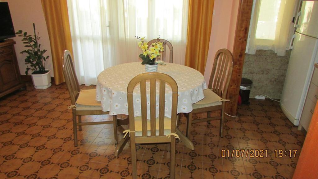 Apartment Tomy Trogir Extérieur photo