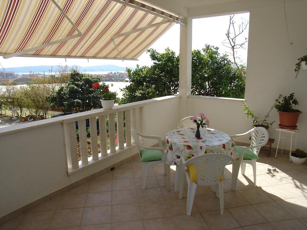 Apartment Tomy Trogir Extérieur photo