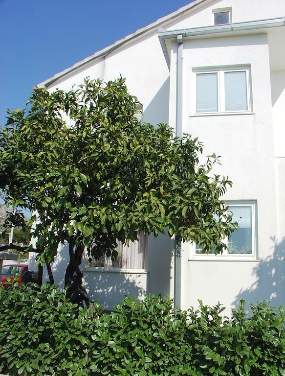 Apartment Tomy Trogir Extérieur photo