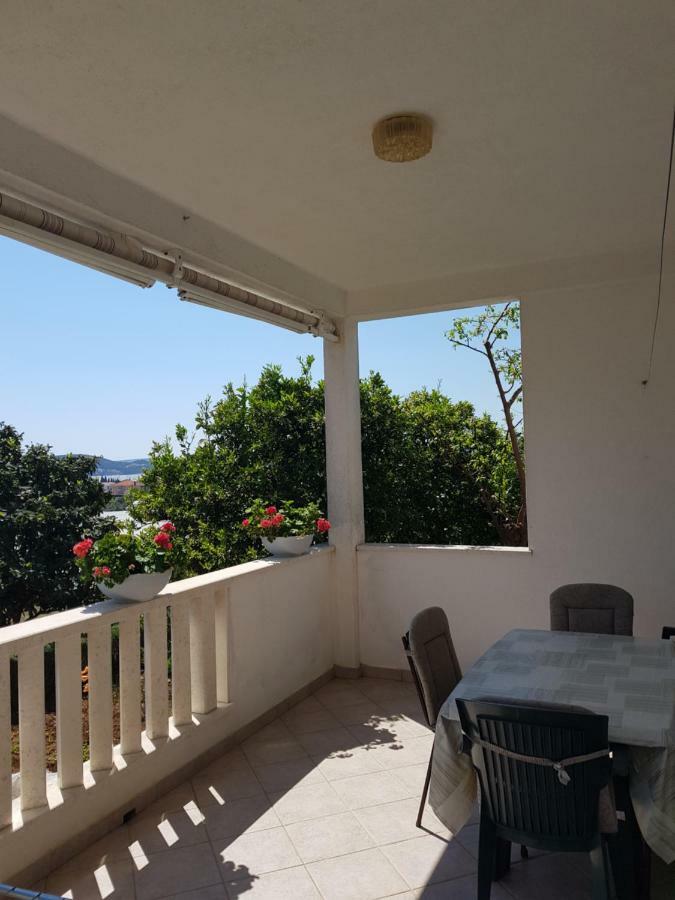 Apartment Tomy Trogir Extérieur photo
